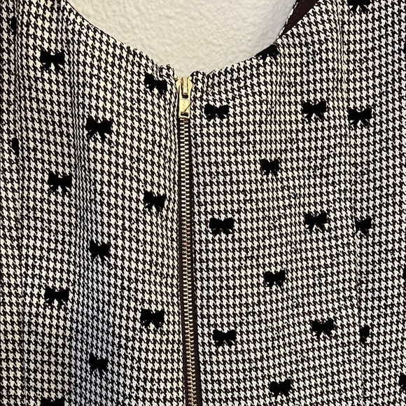 Black and White Patterned Dress - Picture 5 of 6